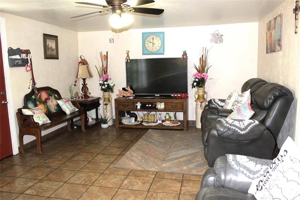 Stephenville, TX 76401,1090 N Race Street