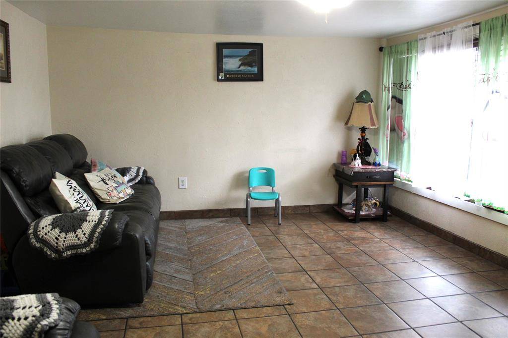 Stephenville, TX 76401,1090 N Race Street