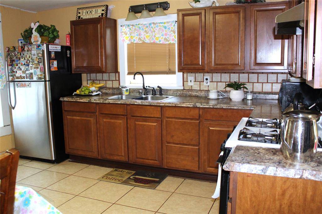 Stephenville, TX 76401,1090 N Race Street