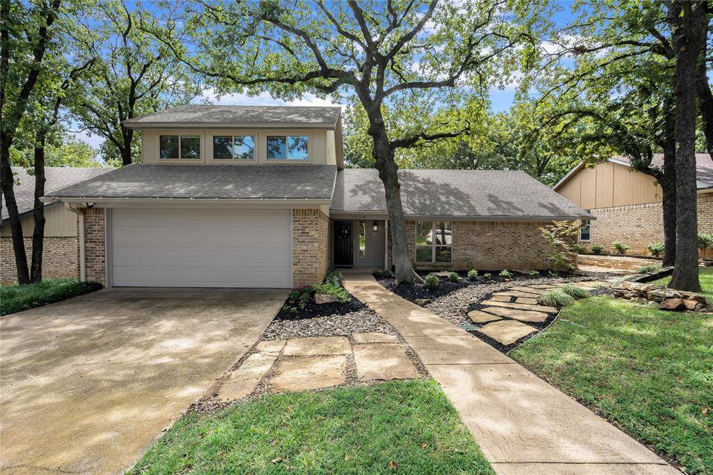 Bedford, TX 76021,3024 Pecan Circle