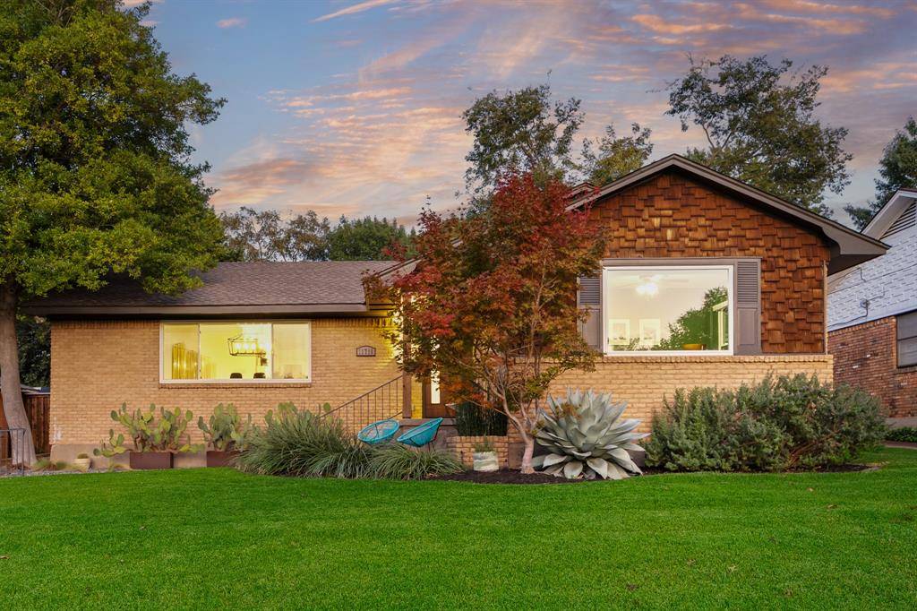 Dallas, TX 75218,11718 Rogue Way