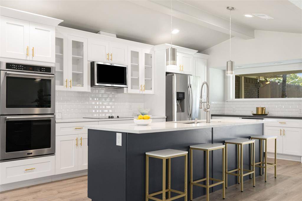 Dallas, TX 75214,6350 Glennox Lane