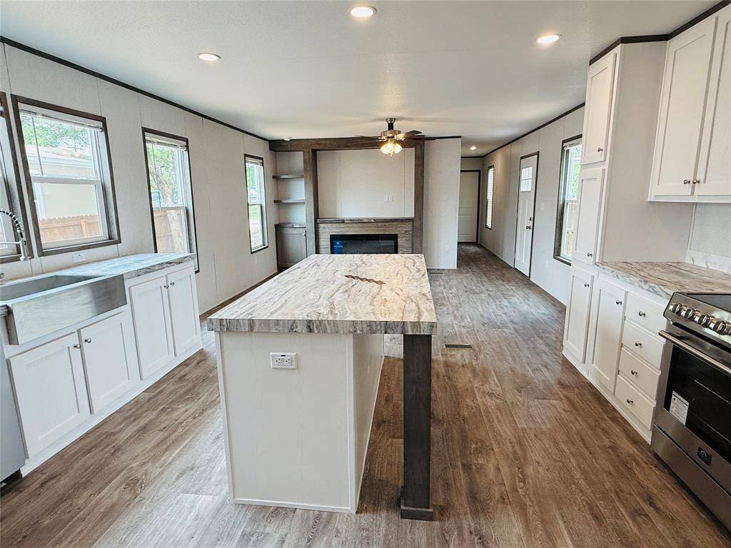 Granbury, TX 76048,3001 Elmwood Drive