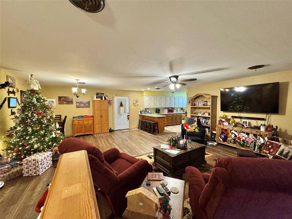 Era, TX 76238,6989 W FM 922