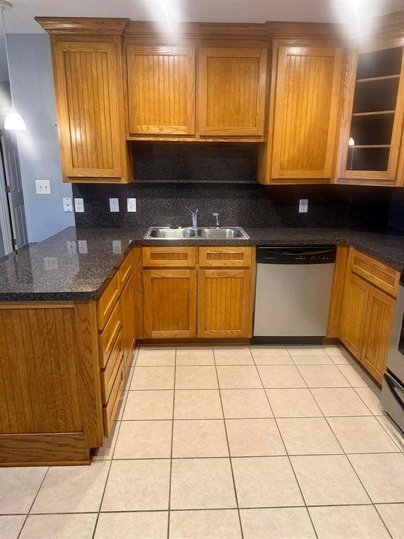 Van, TX 75790,1130 E Ohio Street