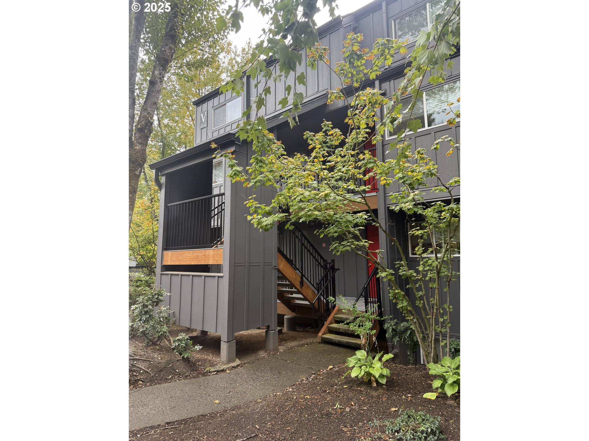 Lake Oswego, OR 97035,4 TOUCHSTONE DR #141