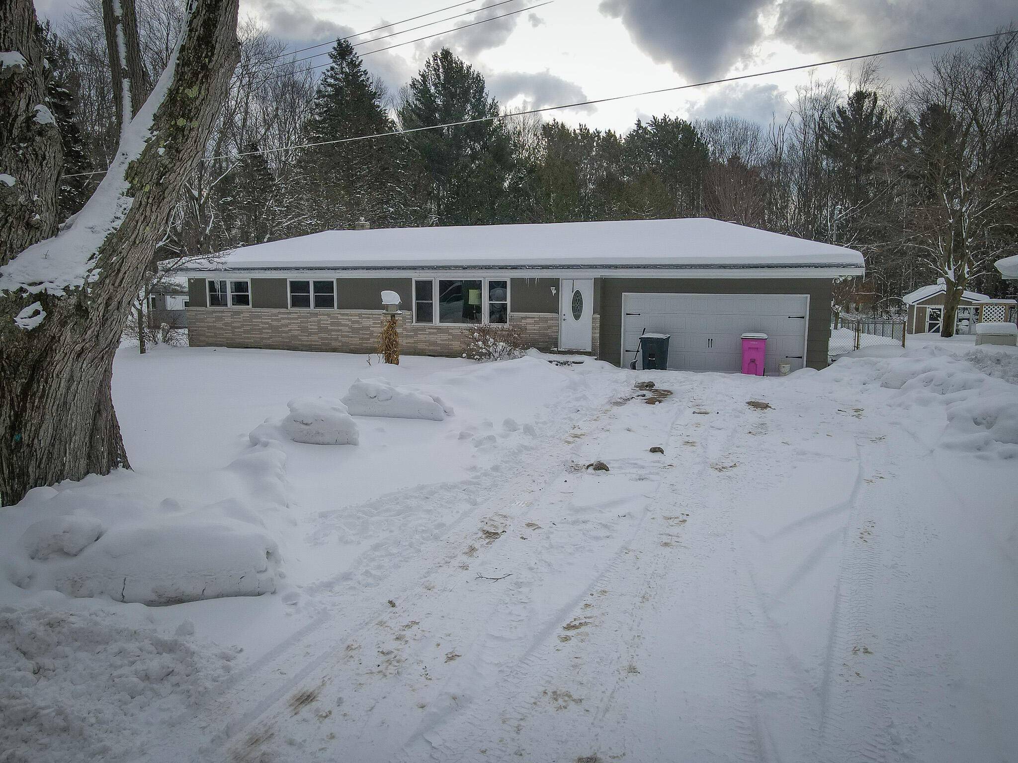 Whitehall, MI 49461,5279 W Lakewood RD