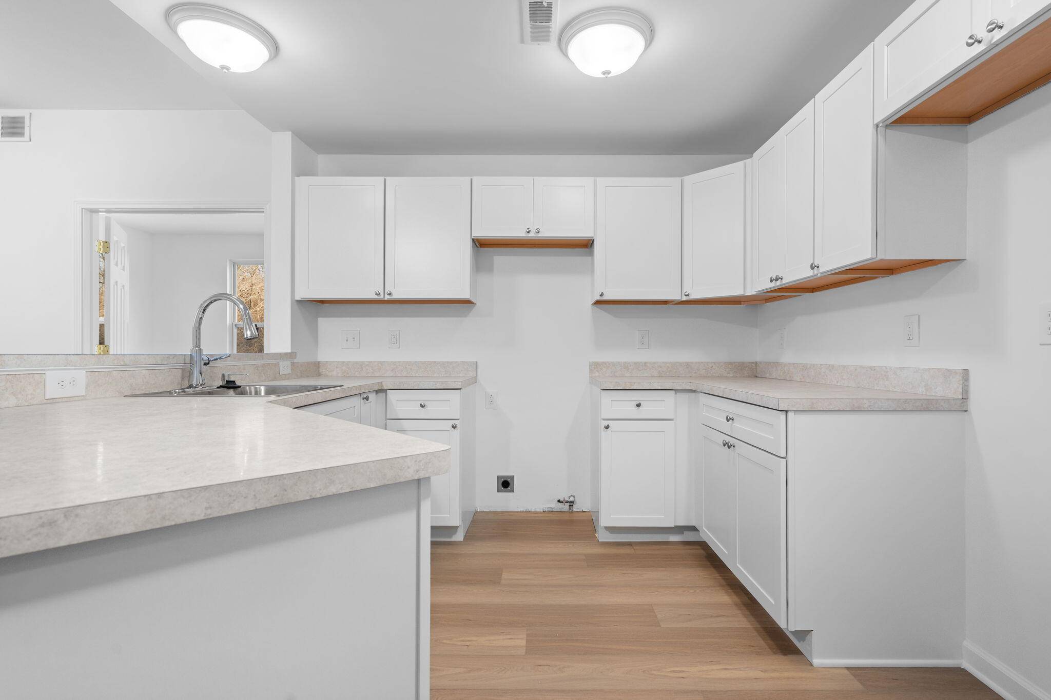 Ypsilanti, MI 48198,8117 Autumn Woods TRL