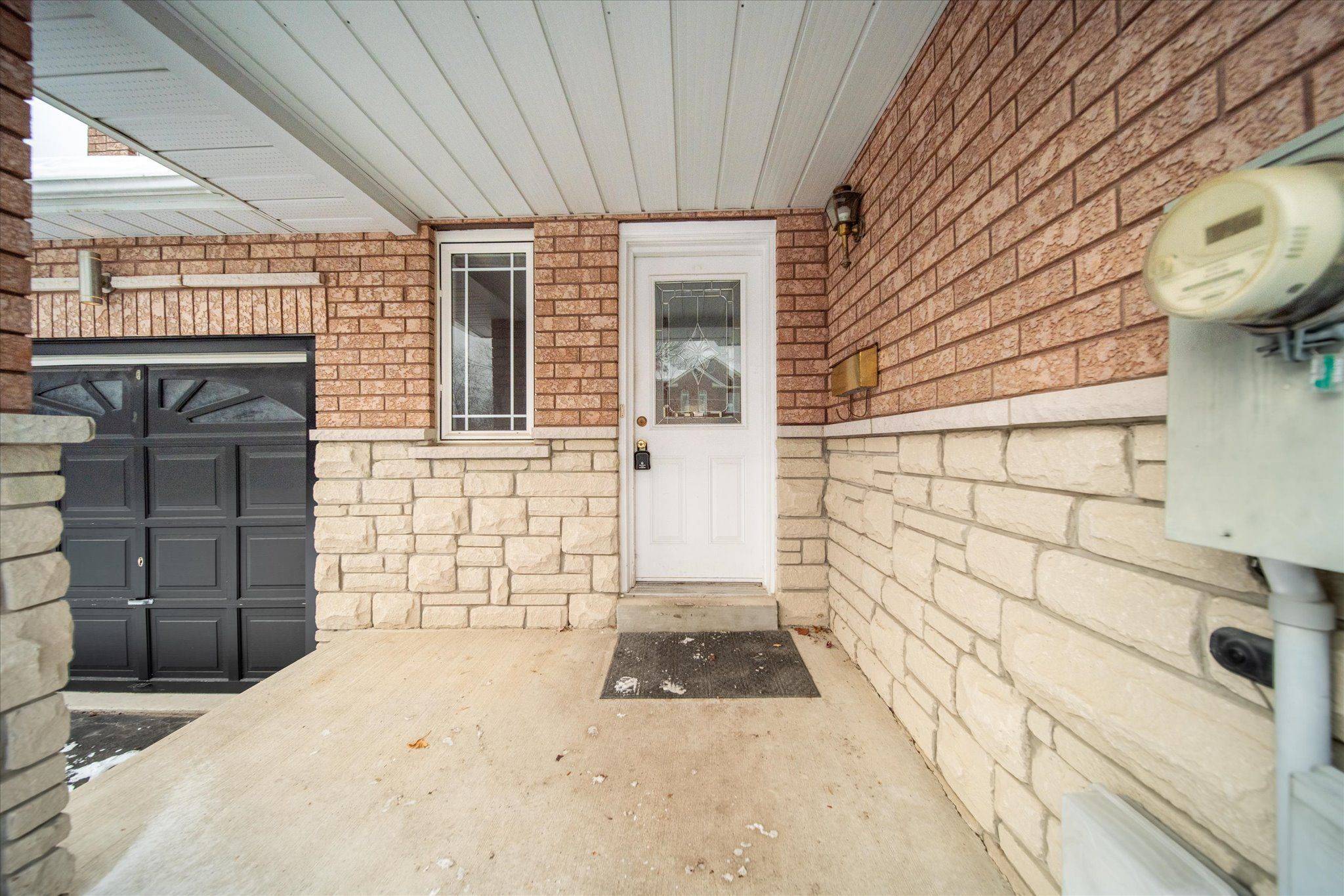 Pickering, ON L1V 7C8,1983 Treetop WAY