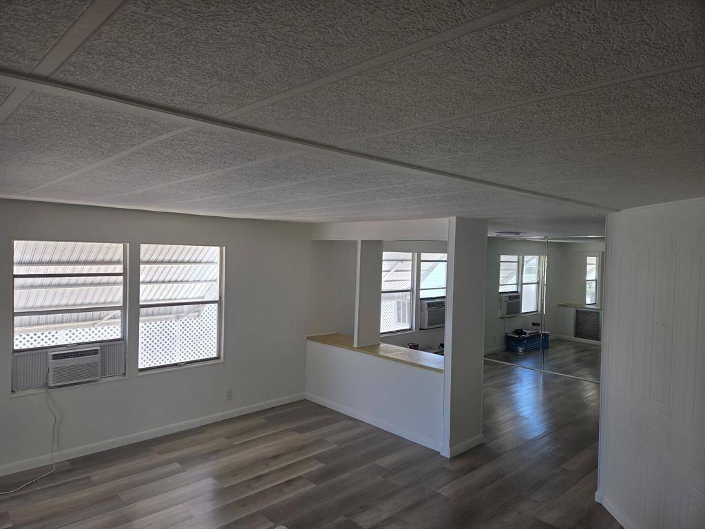 Fort Lauderdale, FL 33312,5627 Lagoon Dr