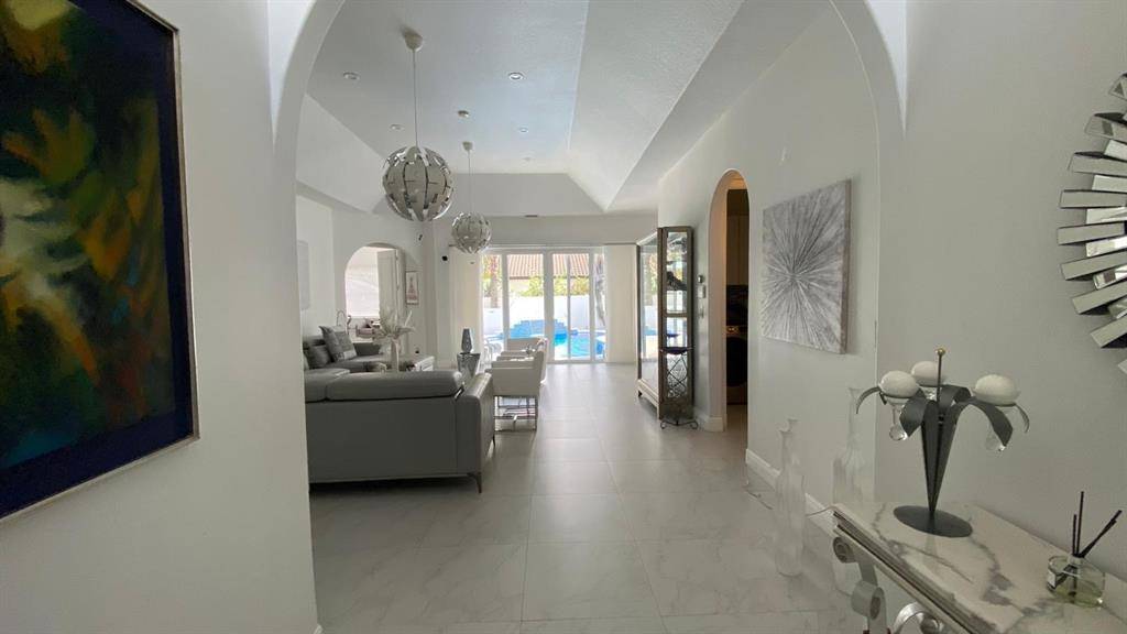 Boca Raton, FL 33487,830 Bailey St