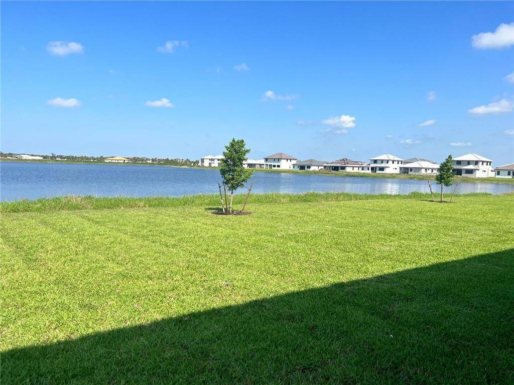 Ave Maria, FL 34142,5101 Isidora