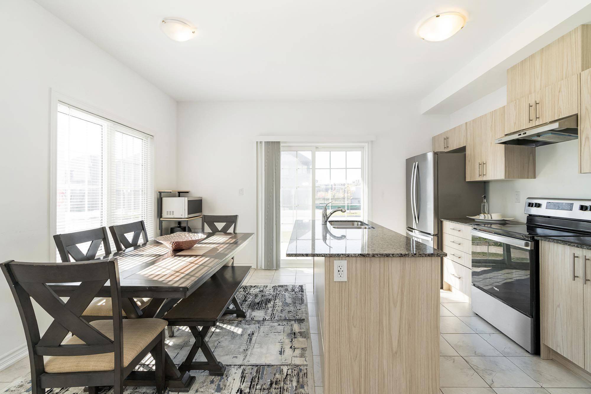 Barrie, ON L9J 0T3,1 Harvest CRES