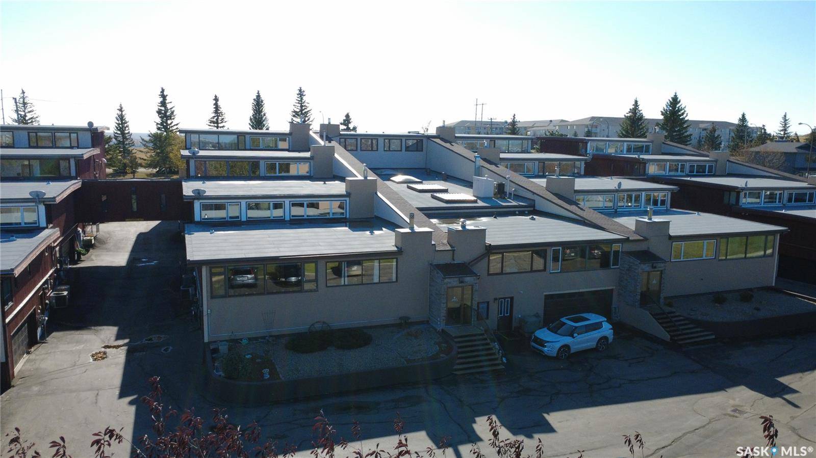 Swift Current, SK S9H 4T5,275 Alpine CRESCENT #8