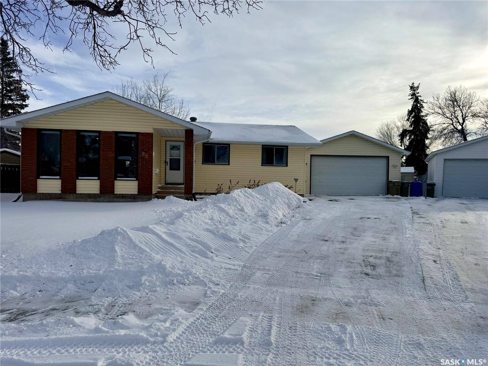 Regina, SK S4N 5G5,86 Mackenzie CRESCENT