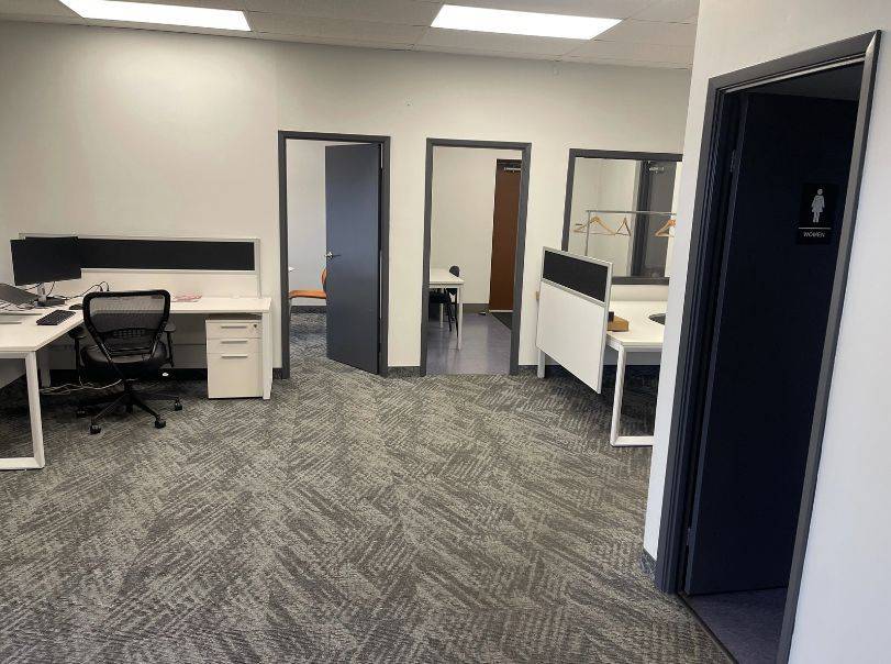 Mississauga, ON L4W 2A6,5285 Bradco BLVD #A