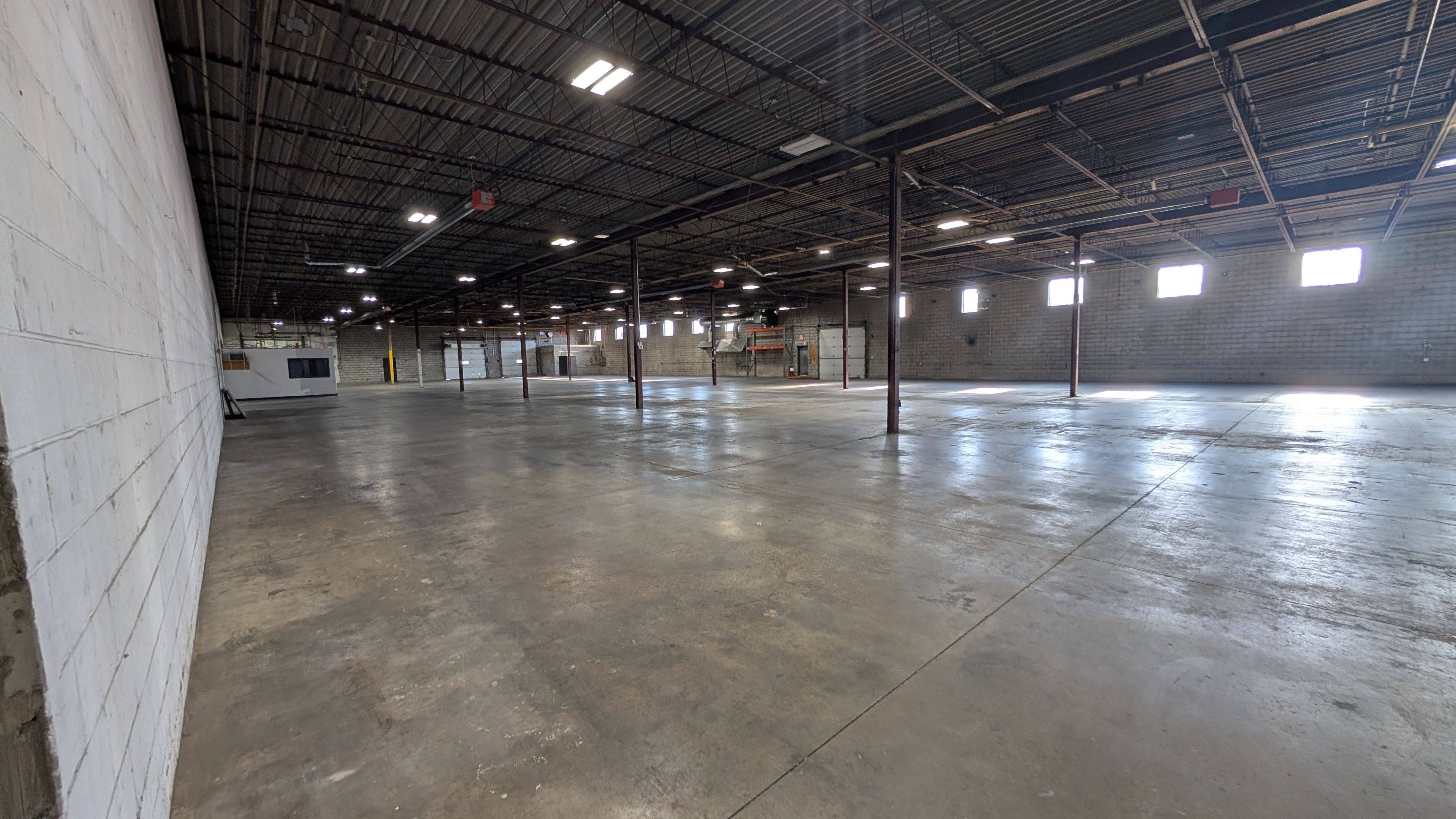 Mississauga, ON L4W 2A6,5285 Bradco BLVD #A