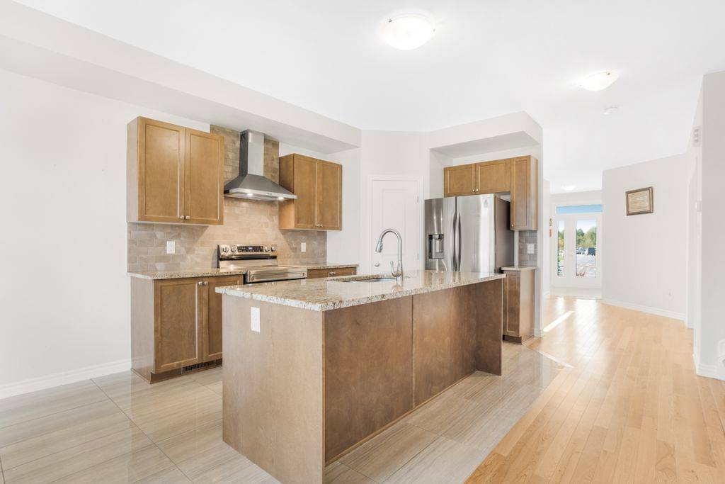 Russell, ON K0A 1W0,764 NAMUR ST