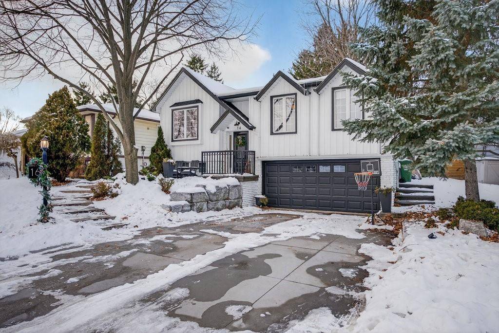 Hamilton, ON L9C 6A3,16 Forestgate DR