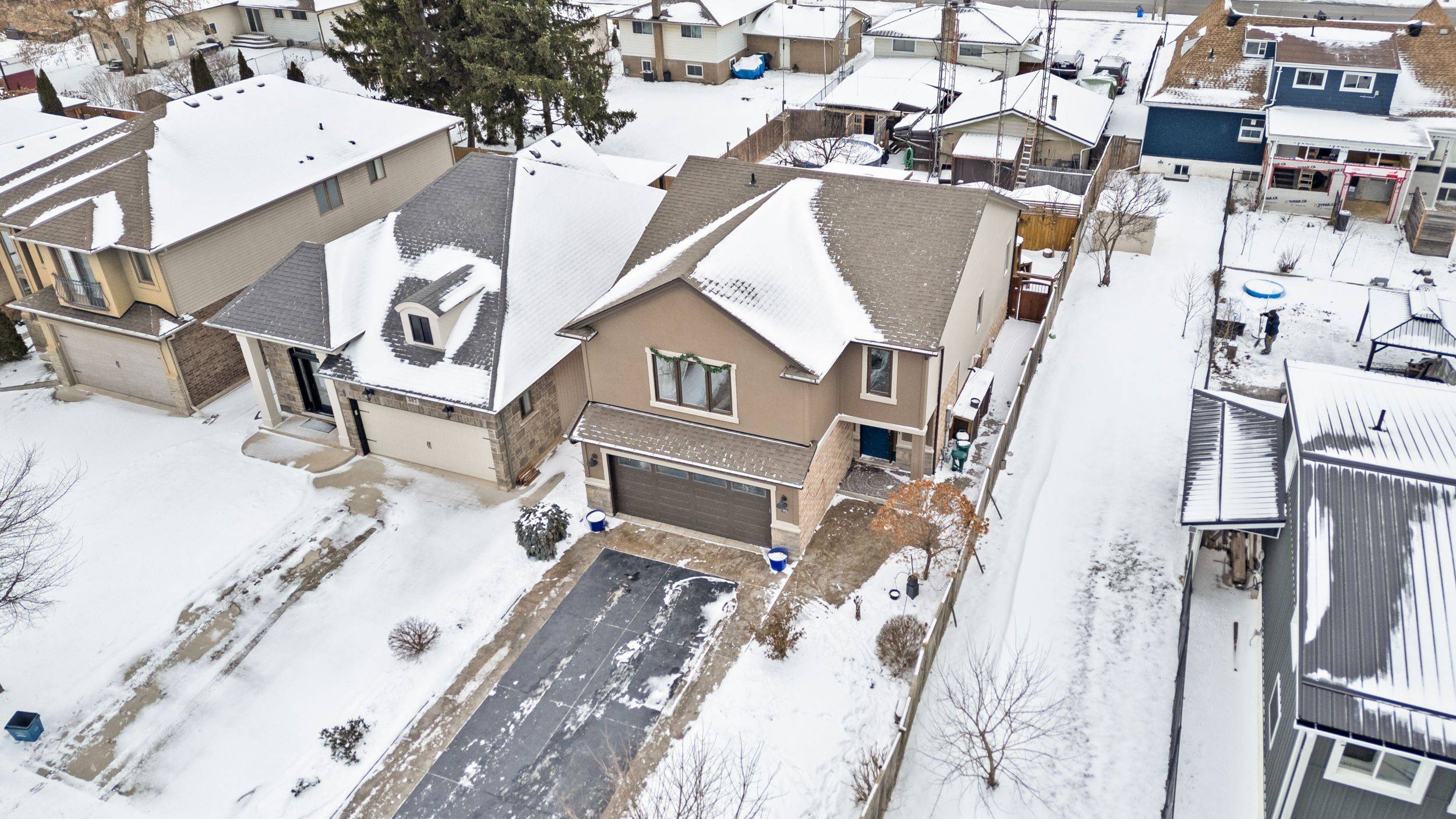 Welland, ON L3C 0A5,379 Michael DR