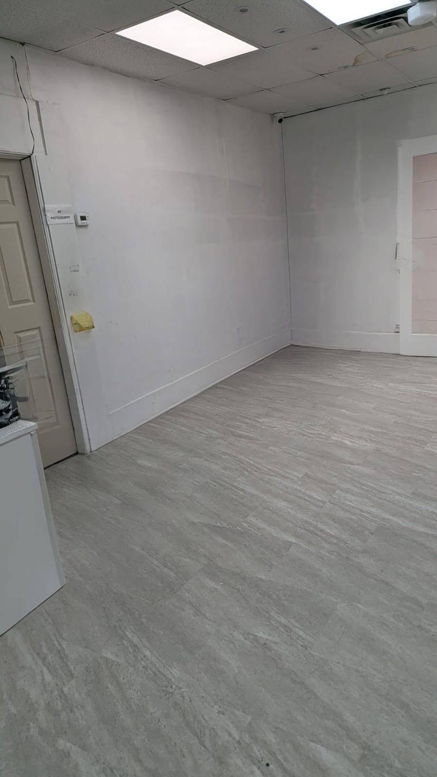 London South, ON N6E 3B9,769 Southdale RD #2