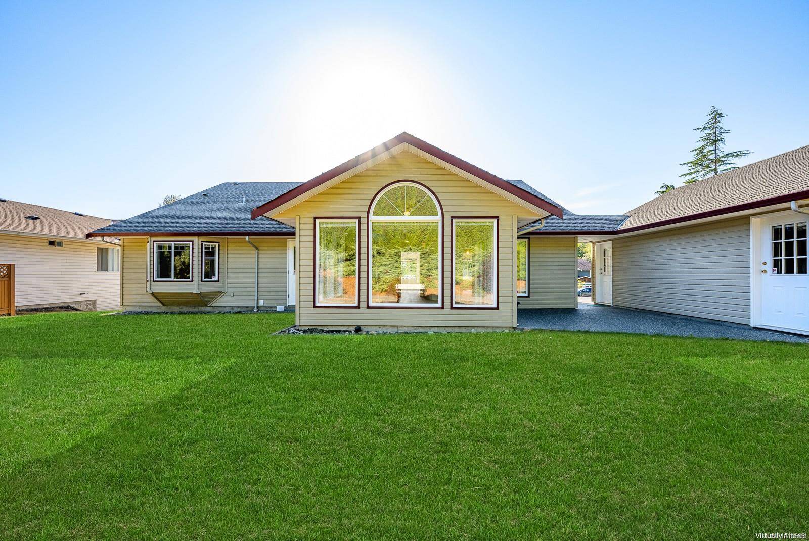 Courtenay, BC V9N 8L8,1582 Mallard Dr