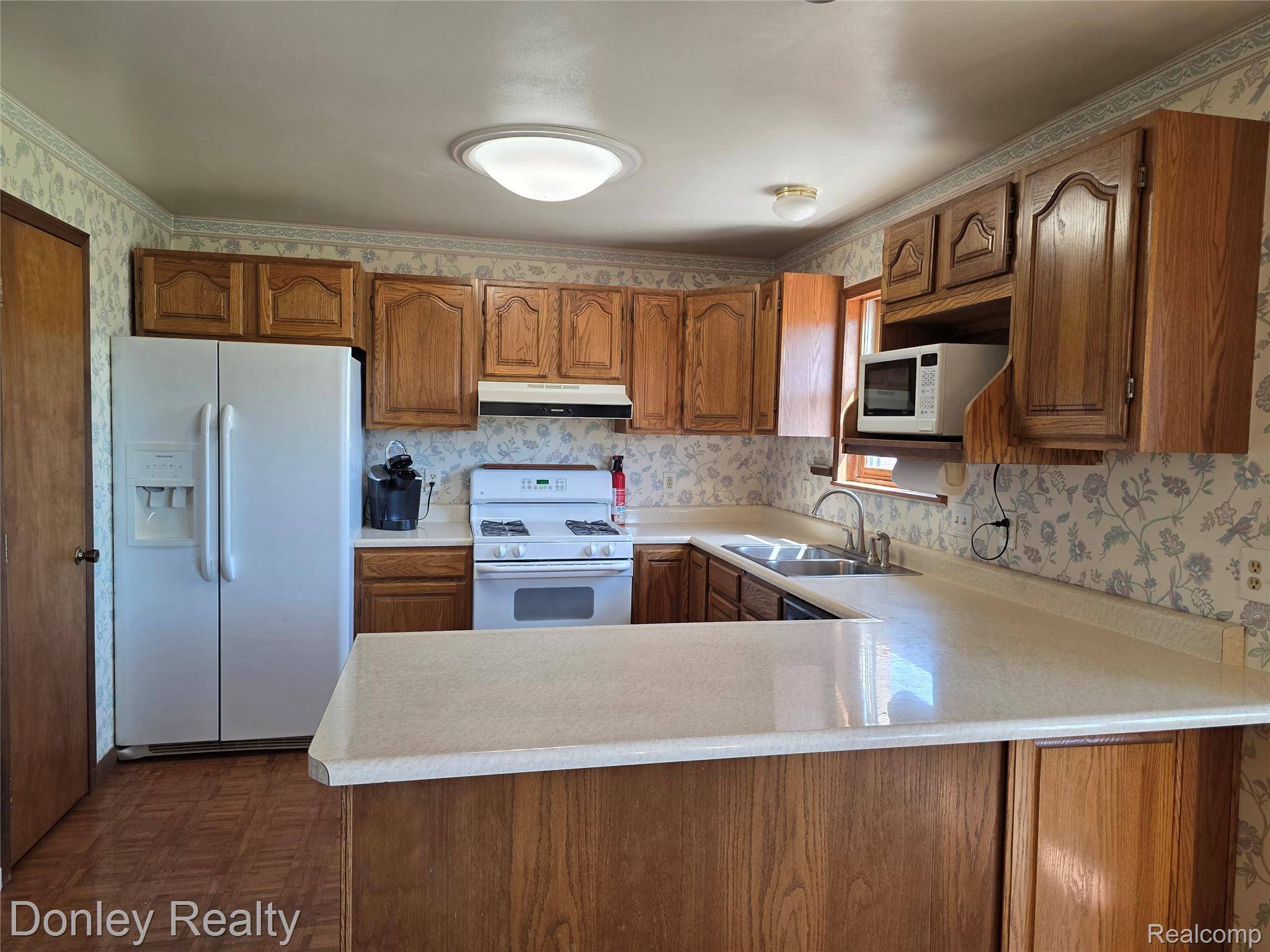 Riley, MI 48041,12923 Belle River RD