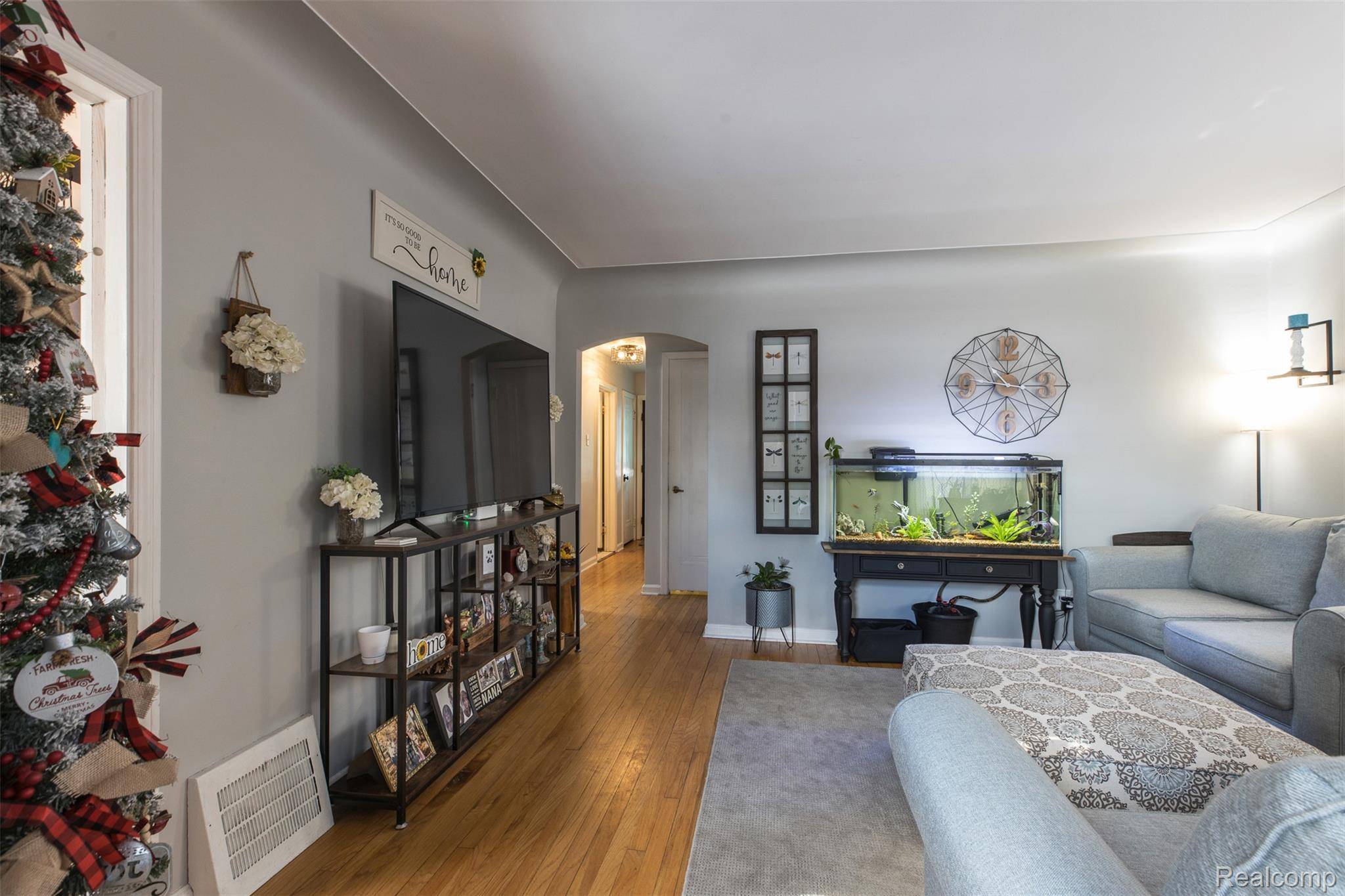 Wyandotte, MI 48192,2050 17th ST