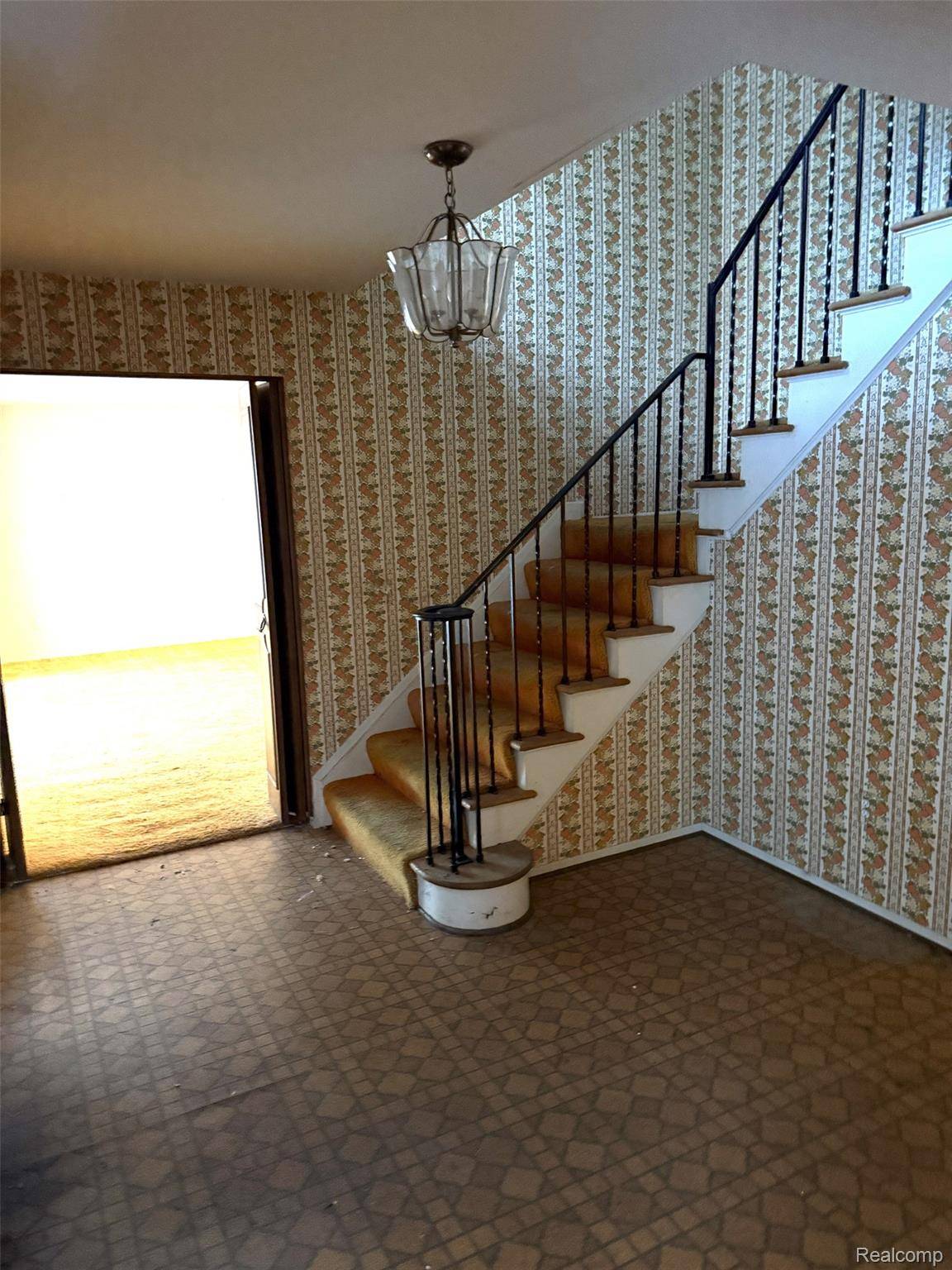 Farmington Hills, MI 48331,34630 Old Timber RD