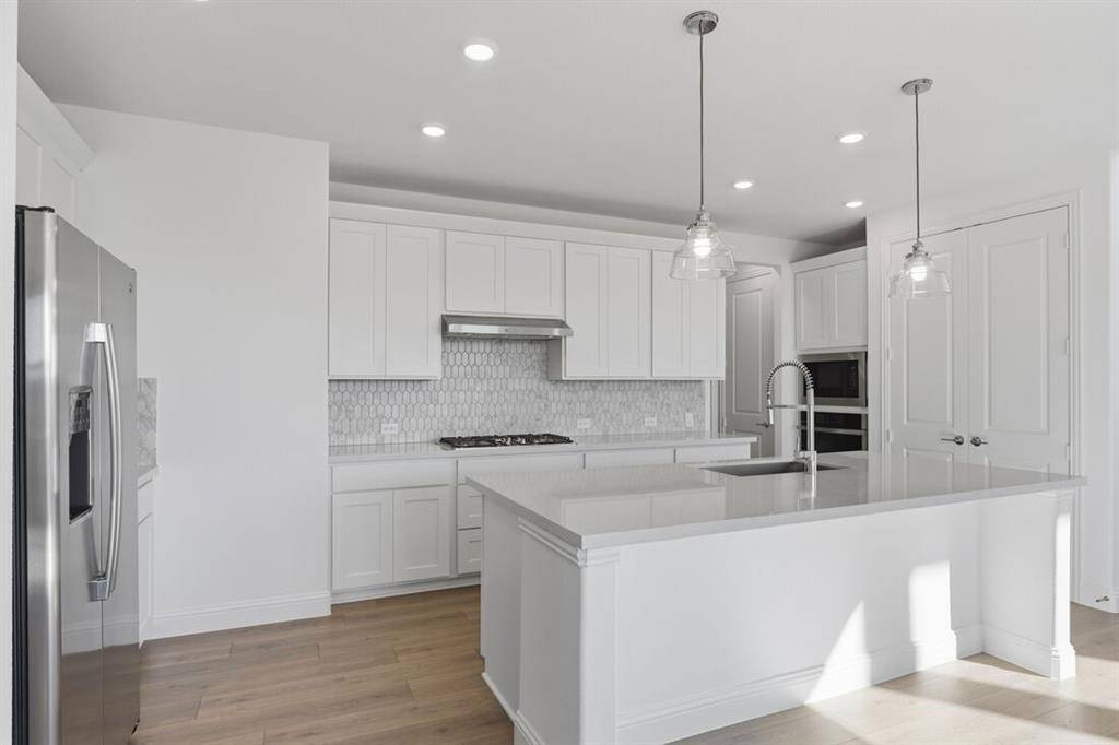 Celina, TX 75009,809 Cottontail Way