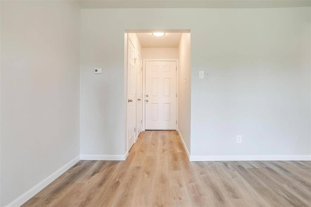 Burleson, TX 76028,921 Willow Circle S