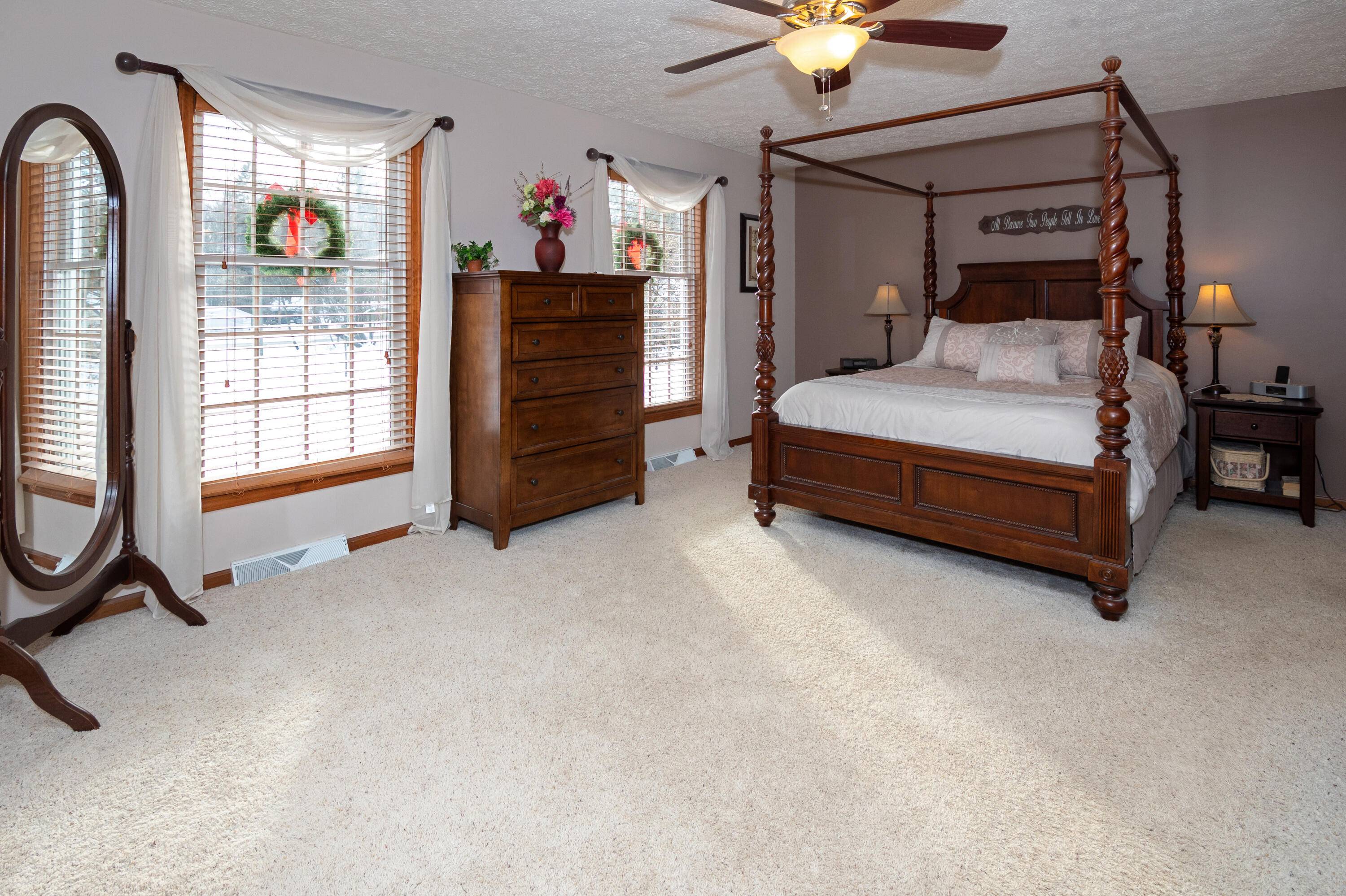 Paw Paw, MI 49079,33262 56th AVE