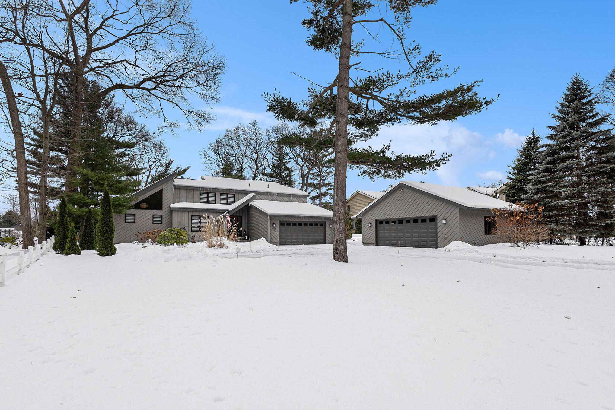 Norton Shores, MI 49441,1559 Brookwood DR