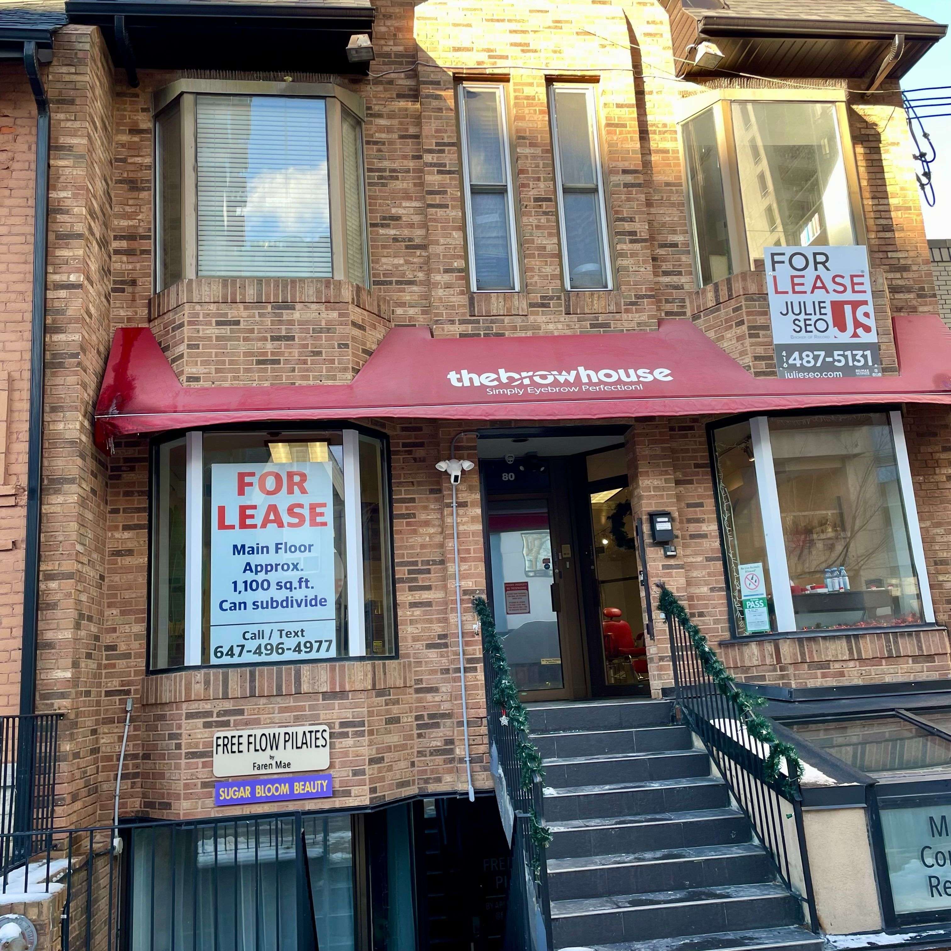 Toronto C02, ON M5R 1G2,80 Scollard ST W #Lower