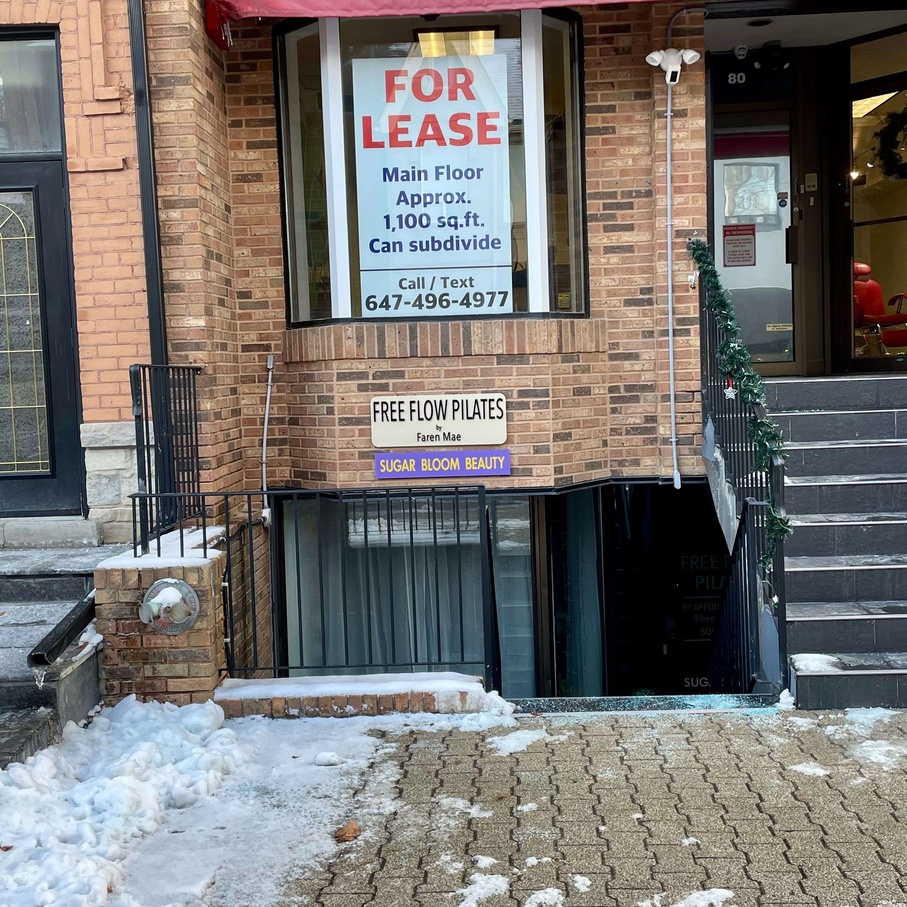 Toronto C02, ON M5R 1G2,80 Scollard ST W #Lower