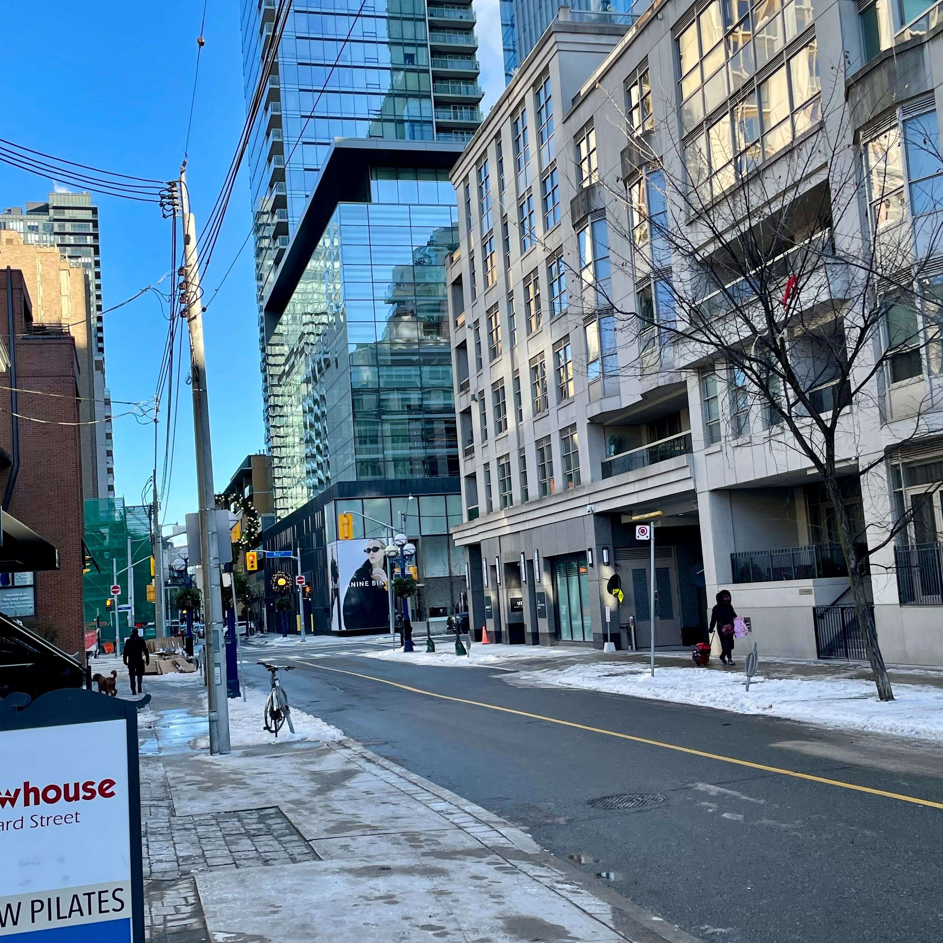 Toronto C02, ON M5R 1G2,80 Scollard ST W #Lower