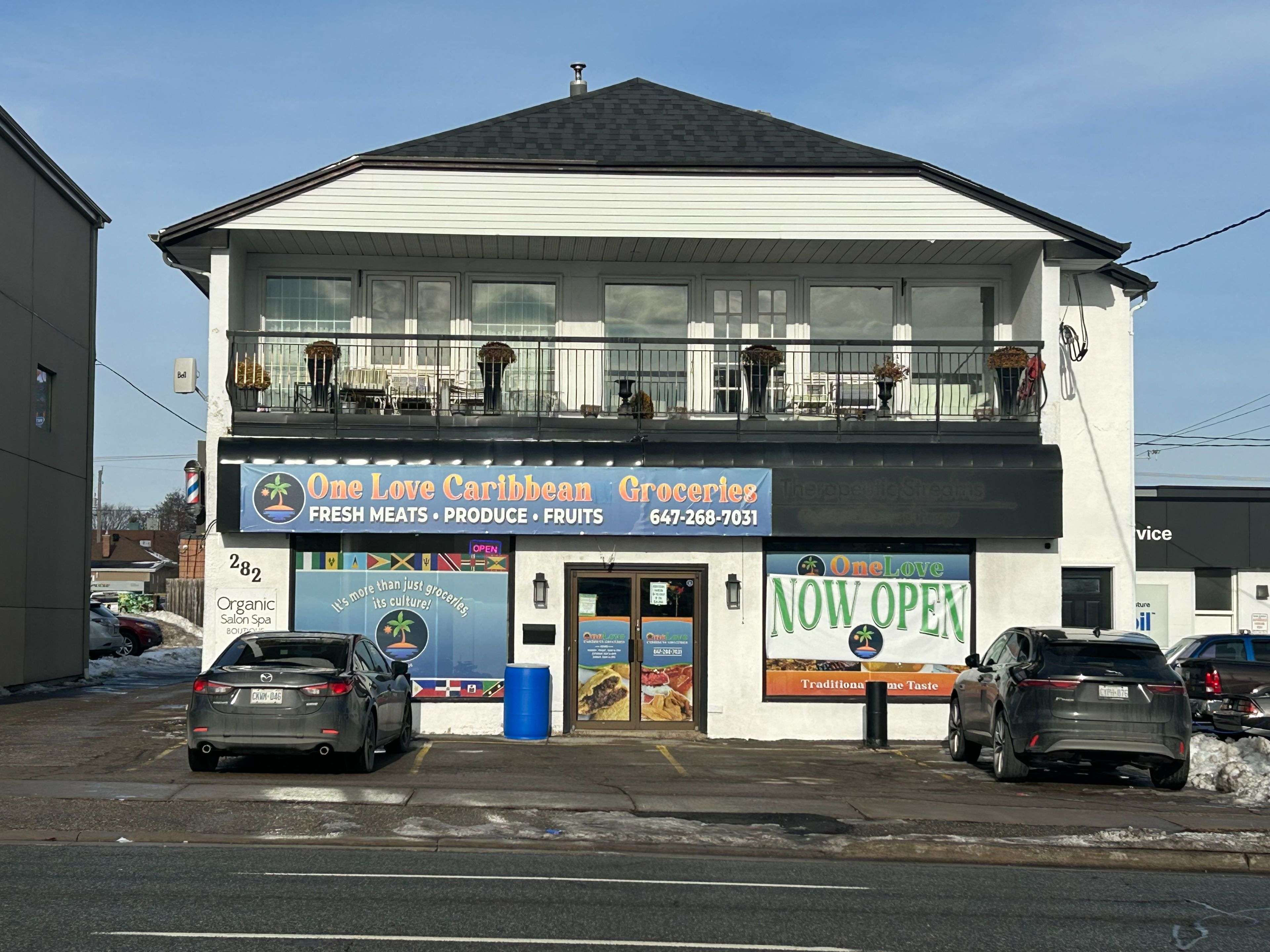 Oshawa, ON L1J 2J9,282 King ST W