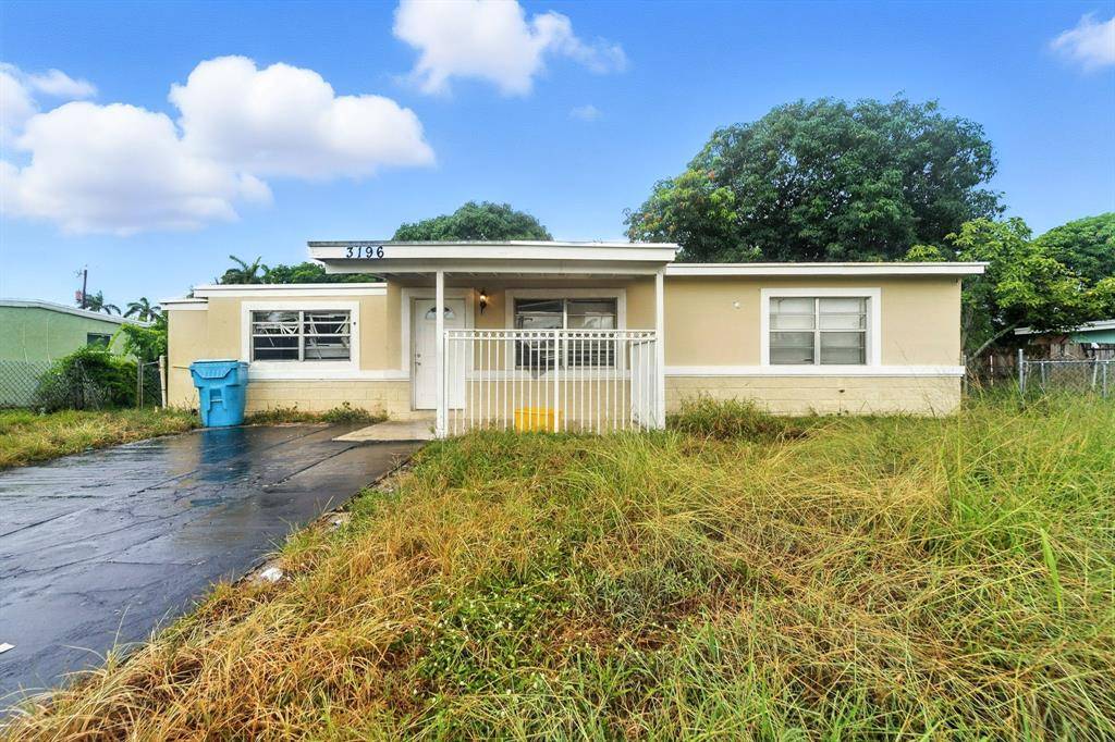 Boynton Beach, FL 33435,3196 N Seacrest Blvd