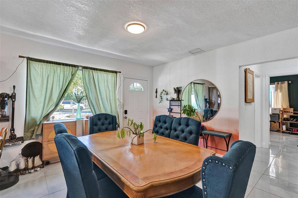 Miami, FL 33162,220 NE 165th St