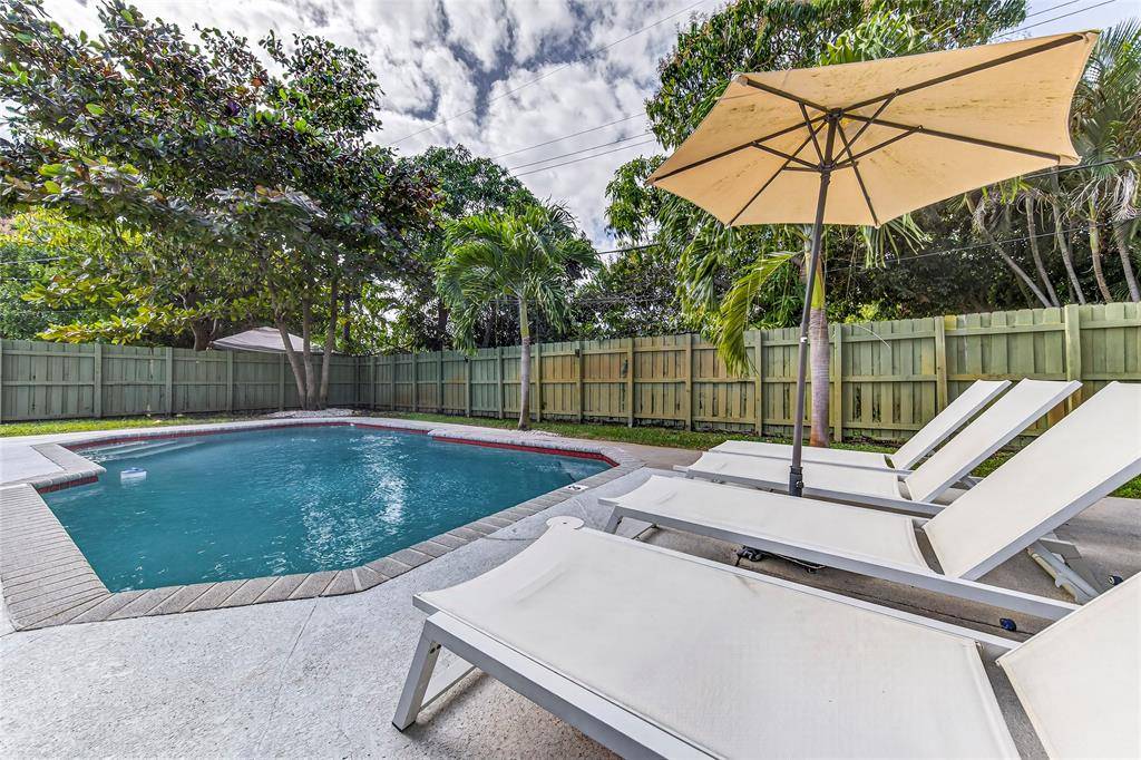 Fort Lauderdale, FL 33311,1625 NW 2nd Ave