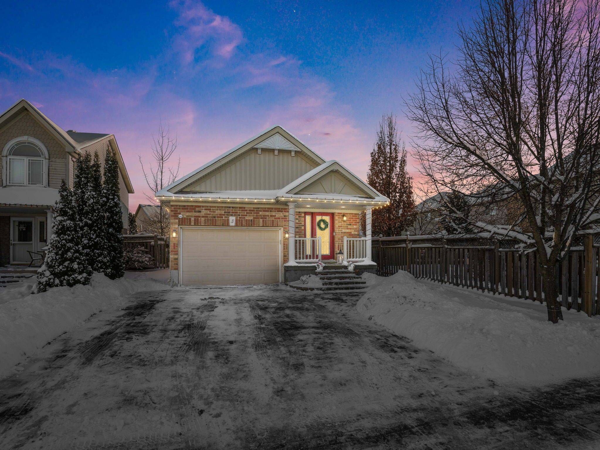 New Tecumseth, ON L9R 2E6,5 Shephard AVE