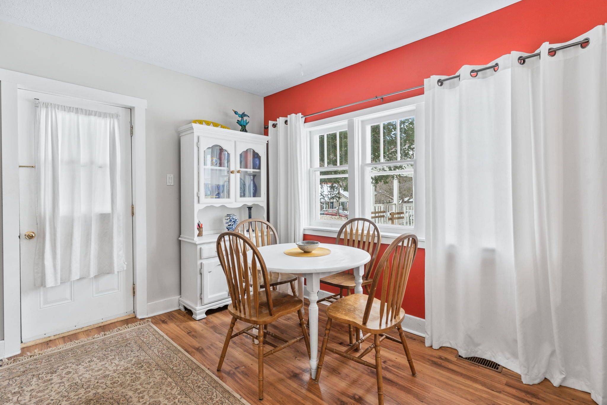 Bancroft, ON K0L 1C0,42 Chemaushgon RD