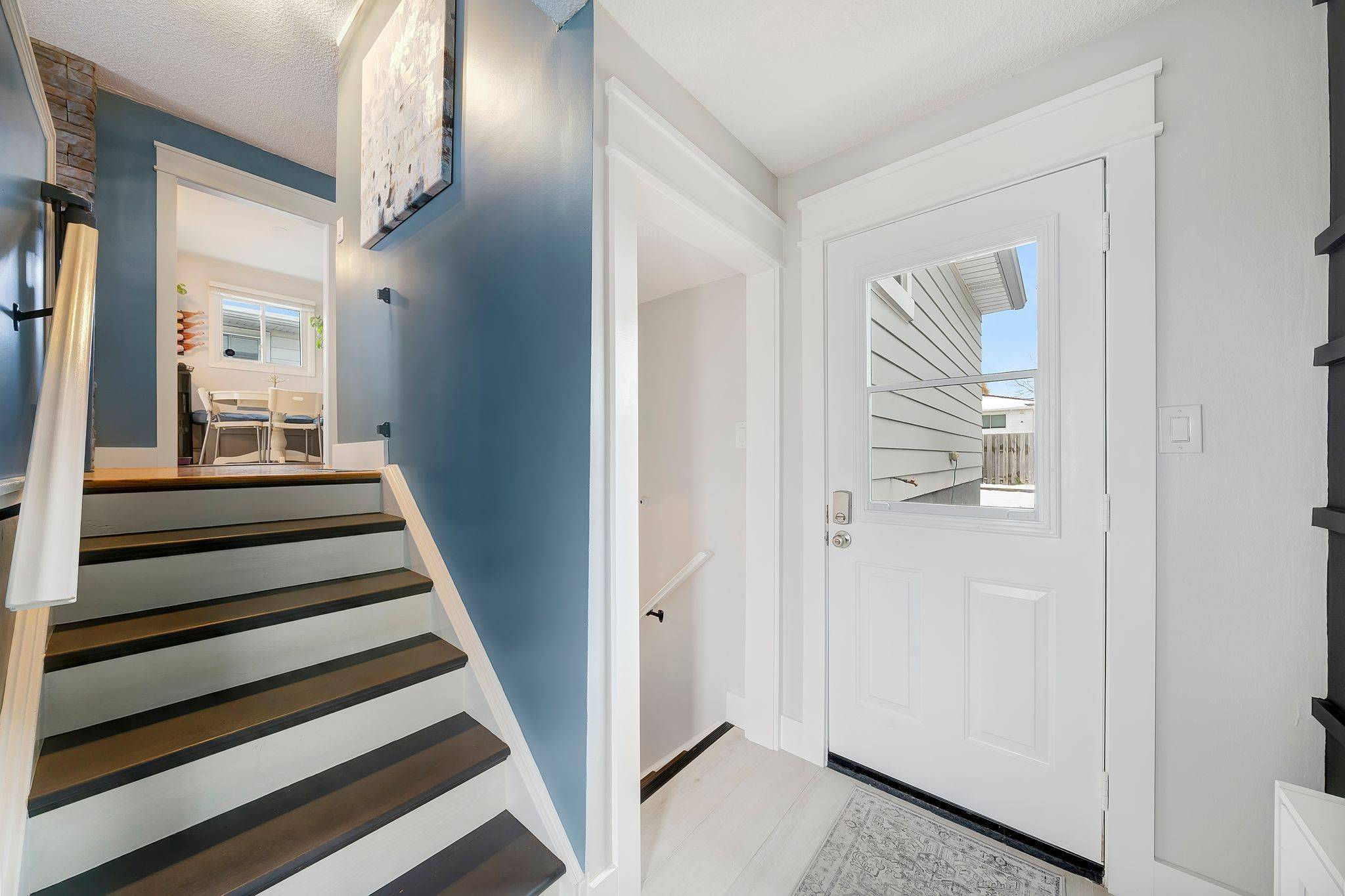 Hamilton, ON L8W 1H4,31 Raleigh ST