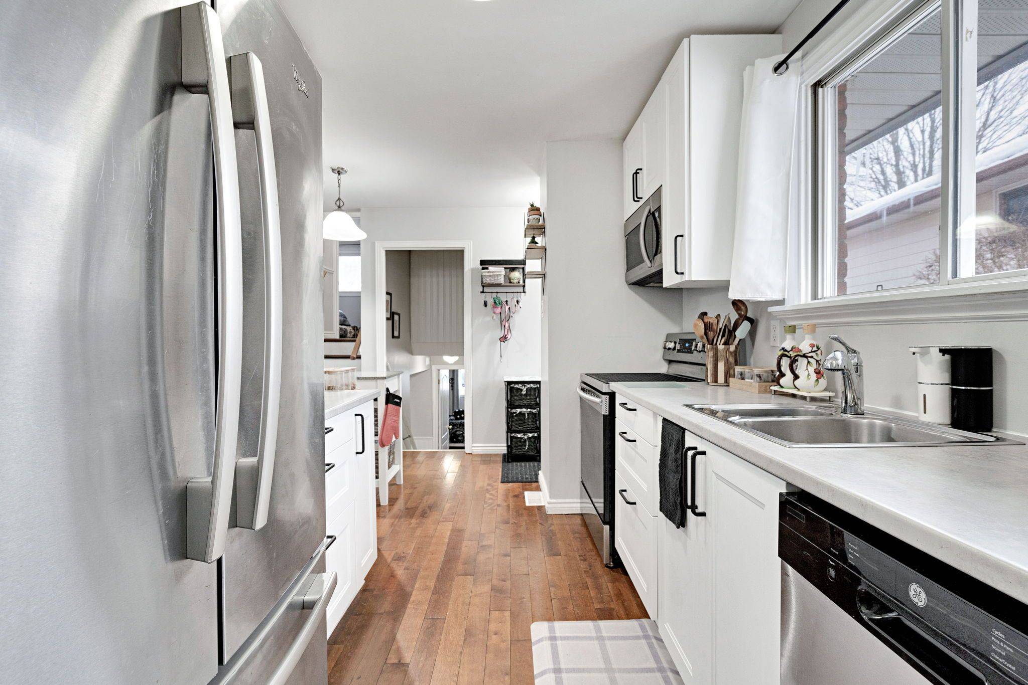 London South, ON N6C 2Y8,412 Ferndale AVE