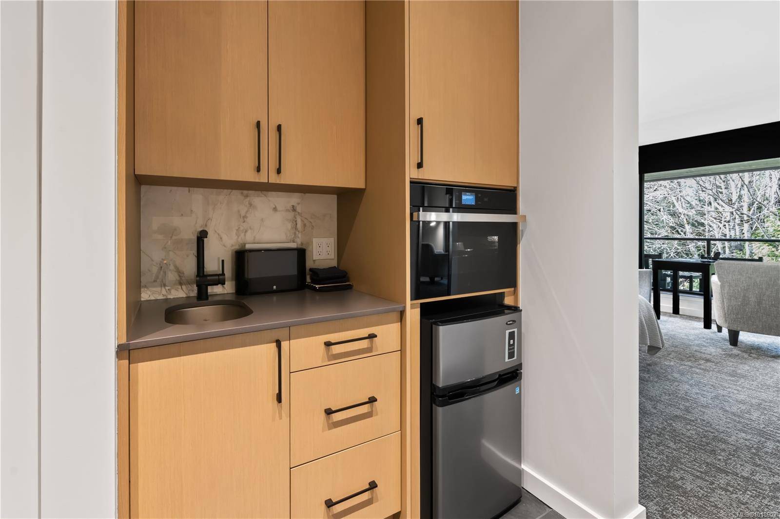 Ucluelet, BC V0R 3A0,596 Marine Dr #424