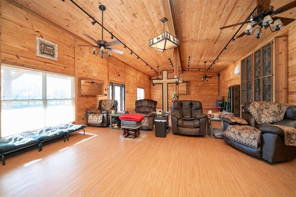 Longview, TX 75603,342 Old Easton Road