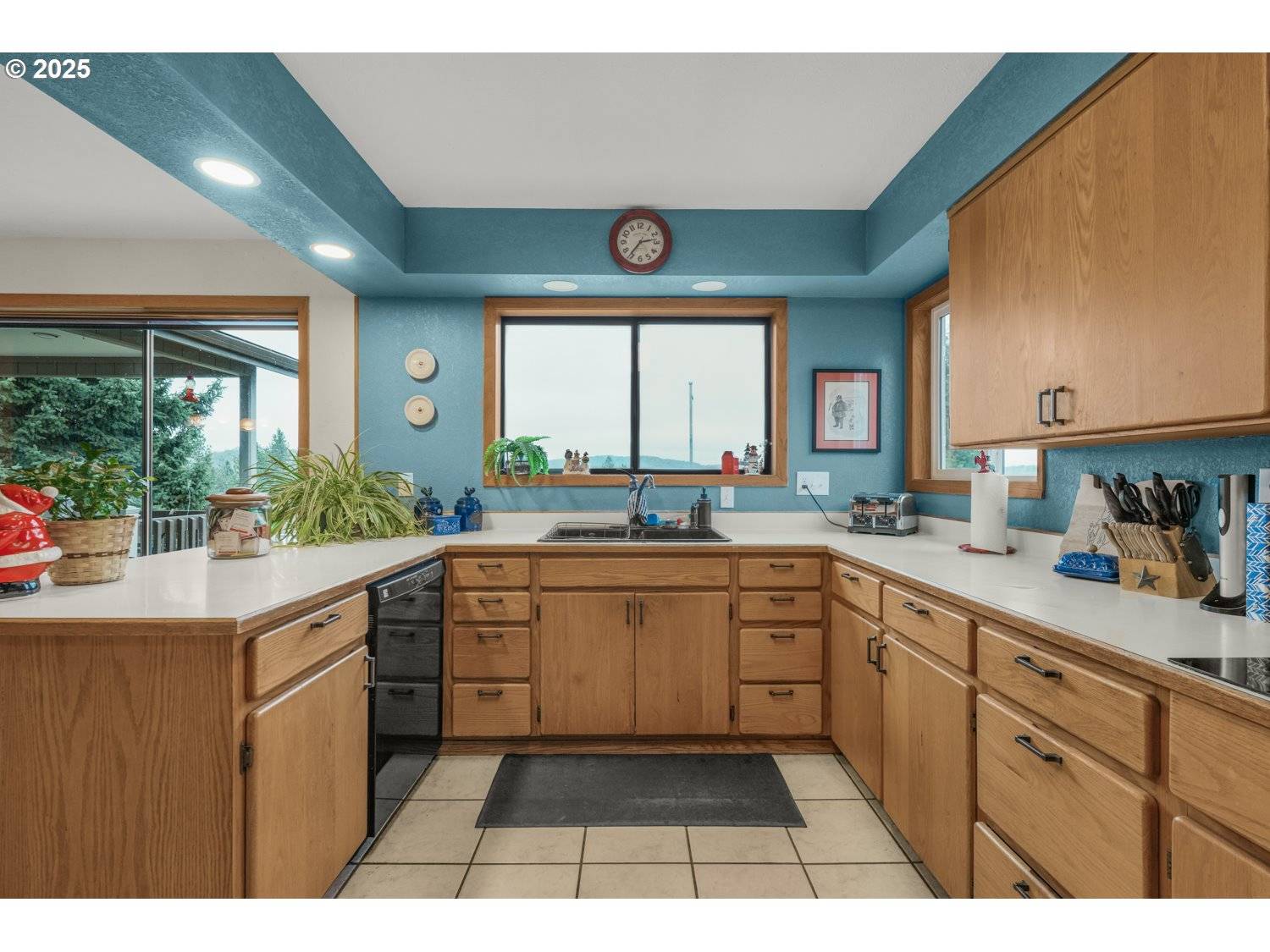 Central Point, OR 97502,4644 GLEN ECHO WAY