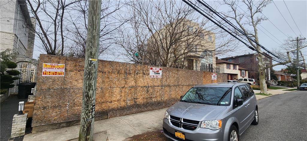 Brooklyn, NY 11234,255 Mayfair DR North