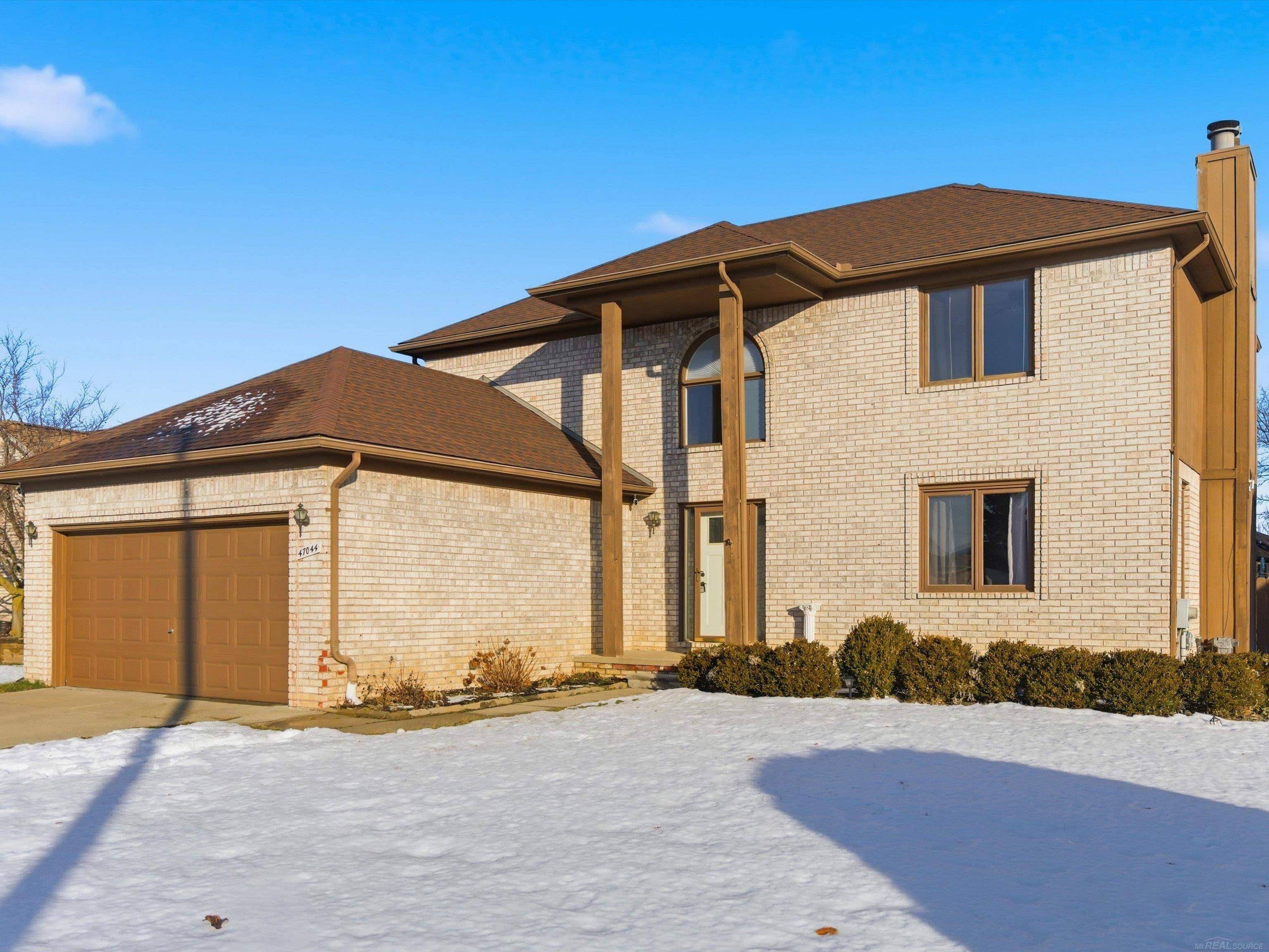 Macomb, MI 48044,47044 Pamela DR