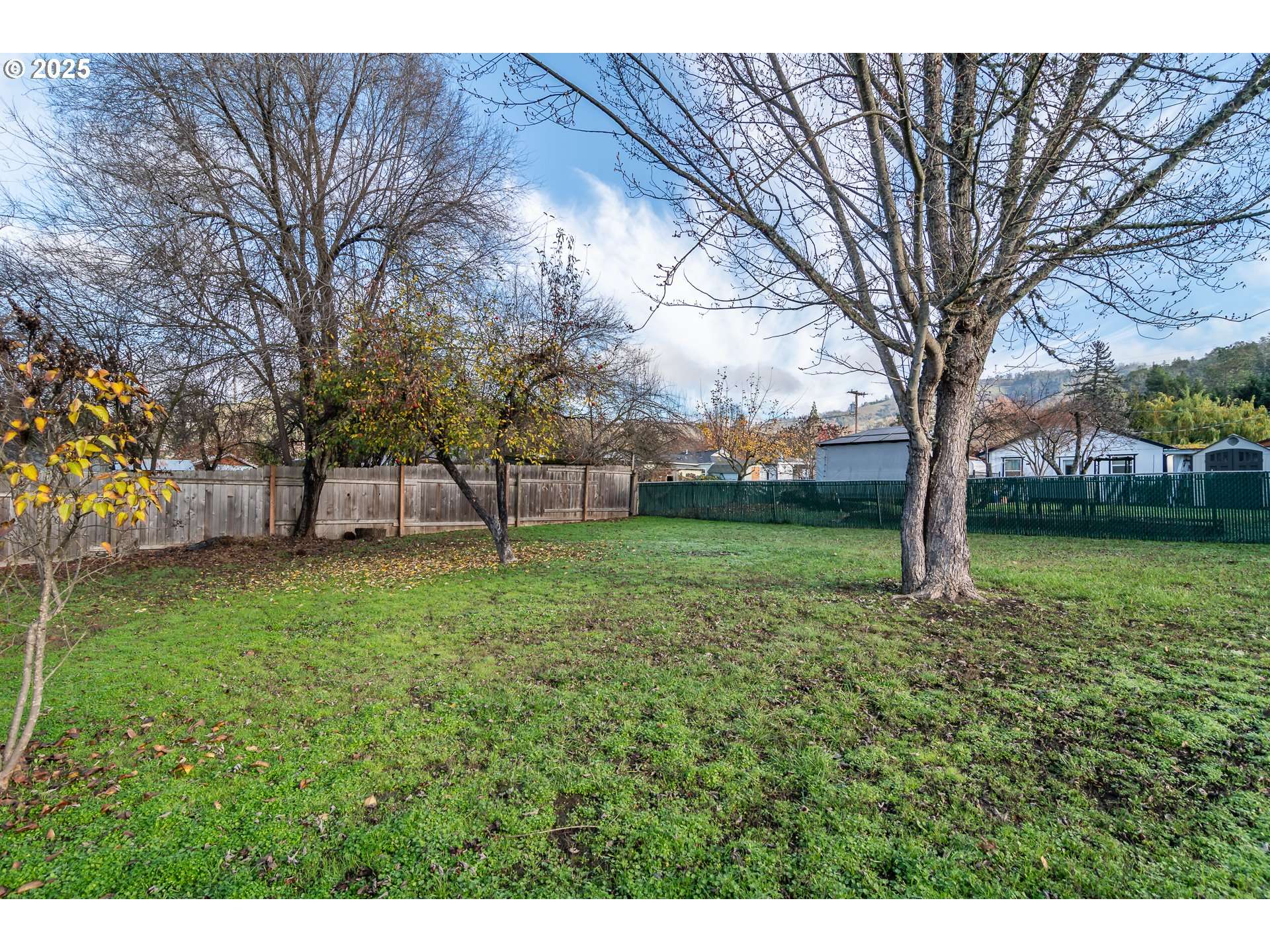 Roseburg, OR 97470,1551 NE MORRIS ST